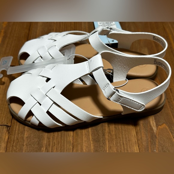 NWT white sandals - Picture 3 of 3